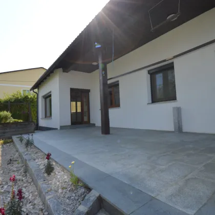 Traumhafter Bungalow in Steyr: 160m² Wohnfläche, generalsaniert, mit Garten, Terrassen, Garagen und Kachelofen - Bild 3