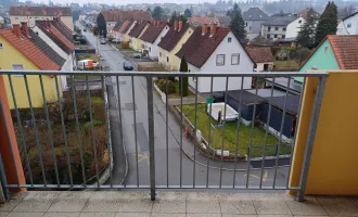 2 ZI + Balkon mit Weitblick-  im Zentrum - Parkplatz vorhanden