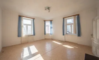 ++NEU++ Sanierungsbedürftige 2-Zimmer Altbau-Wohnung mit viel Potenzial!