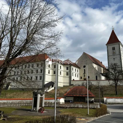 Perfekte Investitionsmöglichkeit nahe der Koralmbahn: Sanierungsbedürftiges Mehrfamilienhaus/Zinshaus mit Geschäftsflächen in Eberndorf, Kärnten! - Bild 2