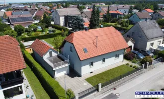 PROVISIONSFREI! Ein- oder Zweifamilienhaus mit Pool in ruhiger Siedlung