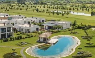 Hideaway am Golfplatz im Land der Burgen und Sonne | ZELLMANN IMMOBILIEN