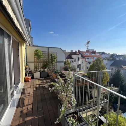 Nahe Alte Donau! 4-Zimmer DG mit Balkon, großer Dachterrasse und Traumblick über Wien! 1220! - Bild 2