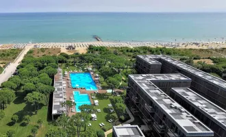 30016 Lido di Jesolo "Merville" Appartement mit Terrasse, Pool nur einen Steinwurf vom Strand entfernt.