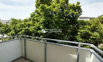 Singles oder Paare - Entzückende helle Wohnung mit  Balkon! Fernblick zu HTL - 3 Minuten zu Annininger und Eichkogel