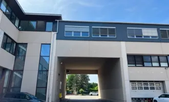 Büro & Lagerhalle C01/02 direkt an der Triesterstraße B17 zu mieten