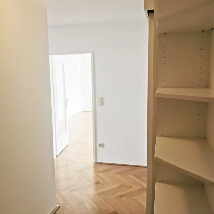 neuwertige 4 Zimmer Wohnung mit Balkon - Bild 3