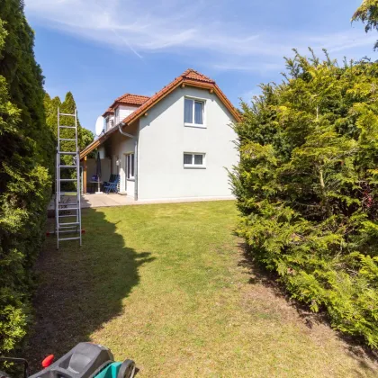 PREISGESENKT! -> KLEINGARTENHAUS mit UNEINSEHBAREN GARTEN - SCHWIMMTEICH - TENNISPLATZ - Bild 3