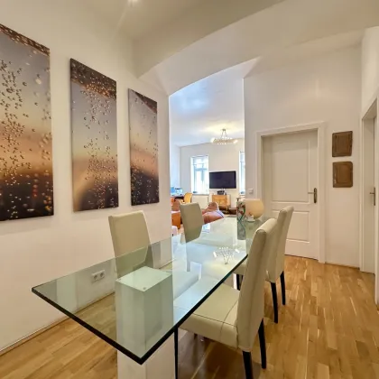 With Video! 1 to 6 months rental period! Beautiful furnished 3-room apartment in prime location! - Bild 2