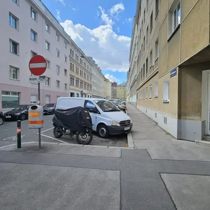 Sanierungsbedürftige Wohnung Simmering´s - neben U3 Station Enkplatz * Garage inklusive - Bild 3