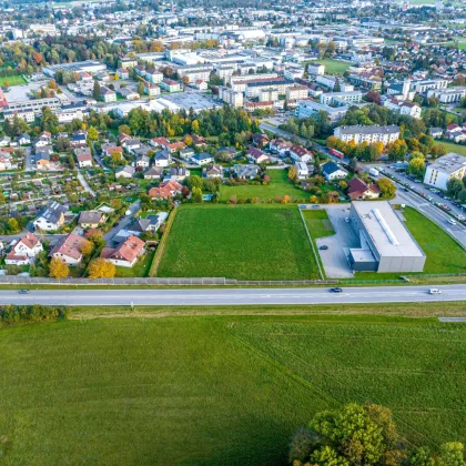 MODERNES BÜROGEBÄUDE in Ried im Innkreis - Bild 2