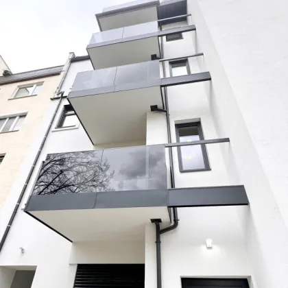 Elegante 2-Zimmerwohnung mit Balkon - ERSTBEZUG - Bild 3