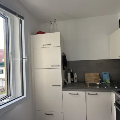 Modernisierte 2-Zimmer-Wohnung in zentraler Lage von Baden mit Balkon - Bild 2