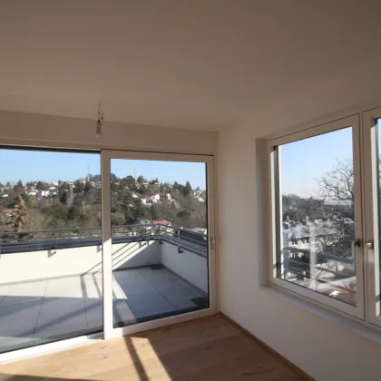 Großzügige Terrassenwohnung mit Grün- und Stadtblick in Neustift am Walde! - Bild 2