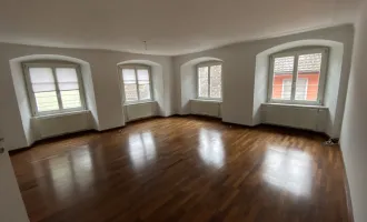 Wohnen im Zentrum von Feldkirch: Großzügige 4-Zimmerwohnung zu vermieten!