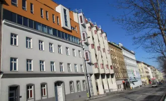 WOHNEN AUF ZEIT !!!    Moderne Maisonette mit Terrasse in zentraler Lage - perfekt für Familien und Geschäftsleute