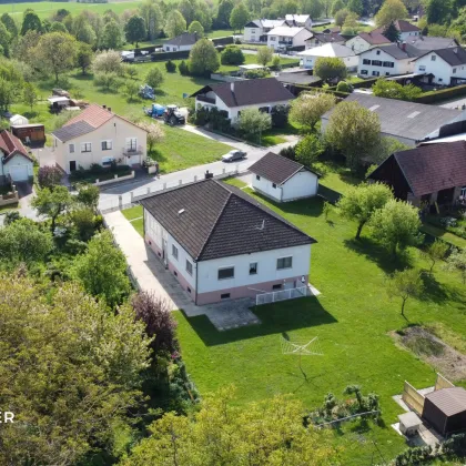 Ruhige Lage - Einfamilienhaus, top gepflegt, mit großem Garten, Wintergarten und Garage - Bild 2