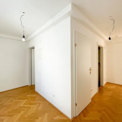 WUNDERVOLLE 4-Zimmer Dachgeschoßwohnung mit Lift in 1120 Wien zu verkaufen - Bild 2