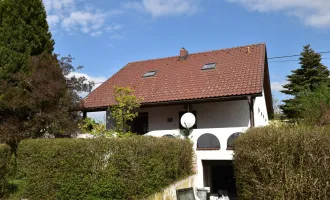 Tolle Lage! Einfamilienhaus mit großem Potenzial in Pregarten!