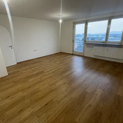 Anlageobjekt! Neu sanierte Familienwohnung mit 2 Balkonen und Blick über Graz ..! - Bild 3