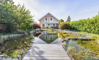 Wohlfühl-Ort! Einfamilienhaus mit Naturteich und atemberaubendem Grünblick südlich von Wien