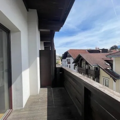 Exklusive, vollmöblierte und sonnige Garconniere mit Balkon in Innsbruck-Igls - Bild 3