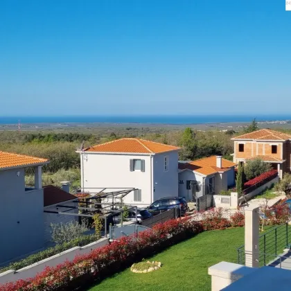 Traumhaus in Poreč Umgebung mit Meerblick und Wellnessbereich - Bild 2