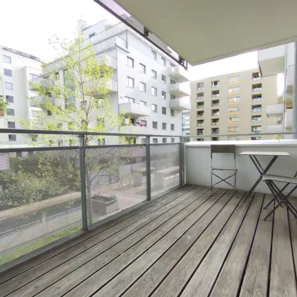 Perfekt aufgeteilte Balkonwohnung mit Tiefgaragenplatz ! - Bild 2