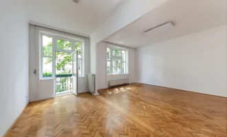 Klassische, ruhige Altbauwohnung mit Loggia und Balkon