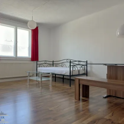 Helle 3-Zimmer Wohnung mit zwei Balkonen (WG-tauglich) in Wien 1140 nahe U4-Station - Bild 2