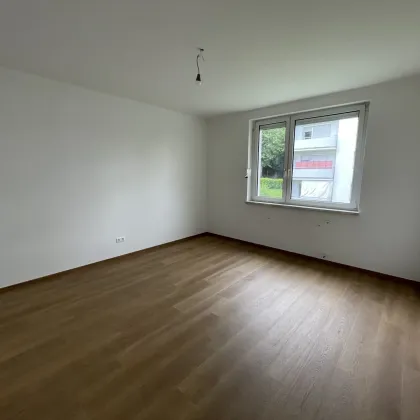 Sanierte 3-Zimmer-Wohnung, auf Wunsch mit neuer Küche! - Bild 2