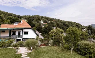 Exklusives Einfamilienhaus zur Vermietung: Traumhafte Wohnidylle mit großem Garten und Pool!