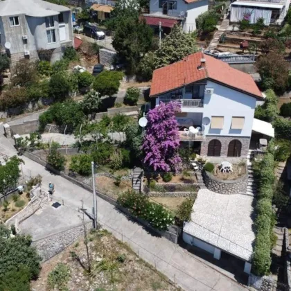 Traumhaftes Einfamilienhaus in Montenegro mit 225m², Garten, 2 Balkonen, Terrasse, 2 Garagen & 2 Stellplätzen für nur 280.000,00 €! - Bild 3