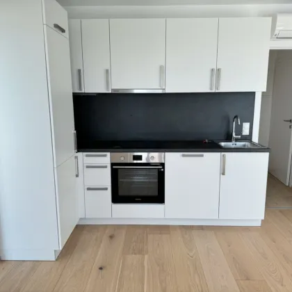 Provisionsfrei: 60m² DG-Erstbezug + 72m² Terrasse mit 3 Zimmern und Einbauküche - 1140 Wien - Bild 3