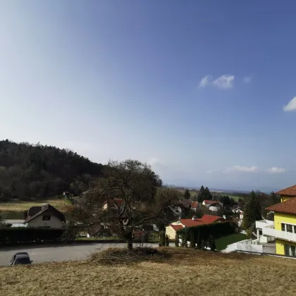 Baugrundstück mit traumhaften Fernblick in ruhiger Lage - Bild 3