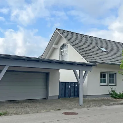 Hervorragendes Einfamilienhaus mit Blick zur Burgruine Emmerberg westlich von Wr. Neustadt - Bild 2