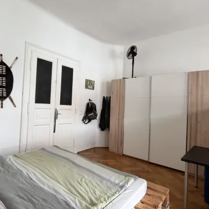 **WG-geeignet** 5-Zimmer Wohnung in Top Lage! ab sofort verfügbar! - Bild 2