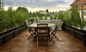 Lichtdurchflutete Dachgeschosswohnung mit 38m2 Terrasse und Fernblick ins Grüne