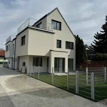 Moderne Doppelhaushälfte in 1220 Wien - Erstbezug mit Garten, Terrassen und Stellplatz - Perfekt für Familien! - Bild 3