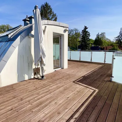 Moderne Traumimmobilie in bester Lage mit traumhaften Fernblick von der Topterrasse! - Bild 2