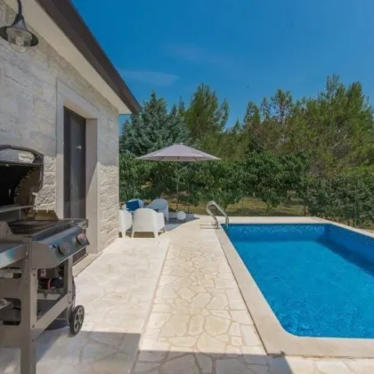 Exklusives Haus mit Pool in der Nähe von Novigrad, Istrien - Bild 3