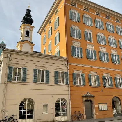 Charmante Dachgeschoßwohnung in Traumlage am Mozartplatz - Bild 2