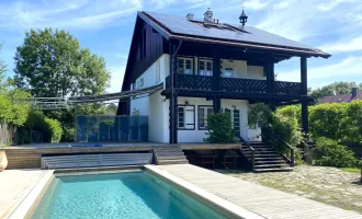Charmantes & gepflegtes Einfamilienhaus mit Pool und Sauna - Ein Zuhause mit Bergblick
