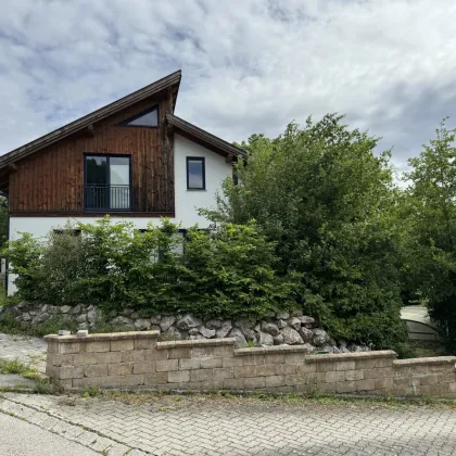 Einfamilienhaus mit Büro, 2 Terrassen und hochwertiger Ausstattung & Pool in Gablitz - Bild 2