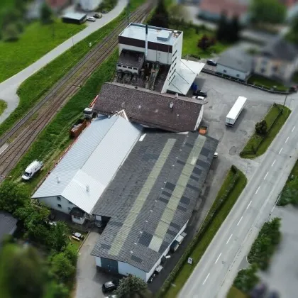 Vielseitiges Betriebsobjekt inkl. Lagehalle, Silogebäude, Werkstatt, Bürogebäude - Bild 2