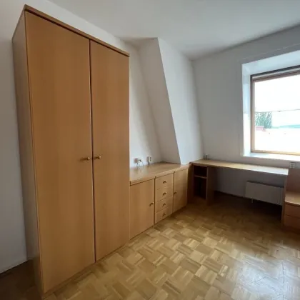 Absolut gemütliche 4-Zimmer-Wohnung in zentraler Lage ganz nahe der Inneren Stadt mit Dachterrasse - Provisionsfrei - Bild 3