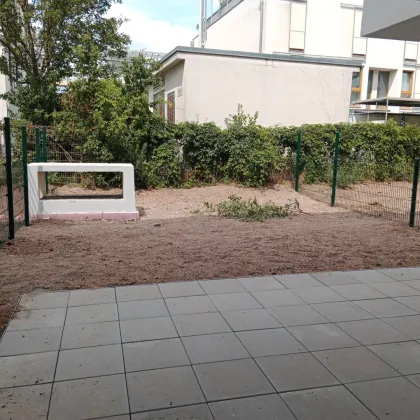 HOFSEITIGE ERSTBEZUG 2 Zimmer GARTEN-Neubauwohnung - Bild 2