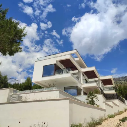 Wollen sie den Sommer schon im eigenen Haus verbringen? Wunderbare Neubauvilla mit traumhaften Meerblick - Bild 2