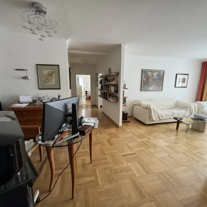 Perfekte Kombination aus Eleganz und Funktionalität: Traumhafte 3-Zimmer-Wohnung in Wien mit 99.3m²,  top ausgestattet - geringe BK - PKW-Stellplatz - Bild 3