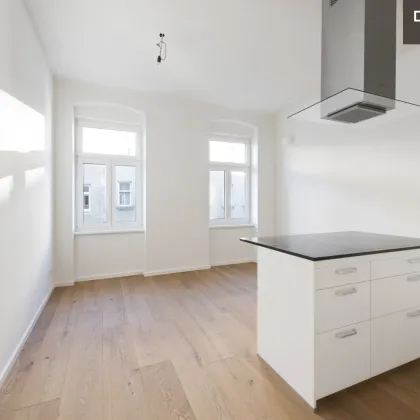 ERSTBEZUG I 2 ZIMMER I BALKON I URBANES WOHNEN MIT CHARME - Bild 2